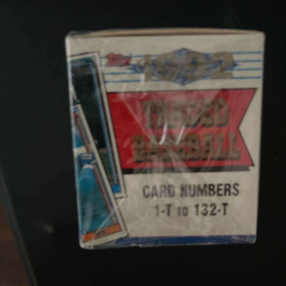 Topps 1992 Traded Baseball Set - BRAND NEW! - Picture 5 of 8